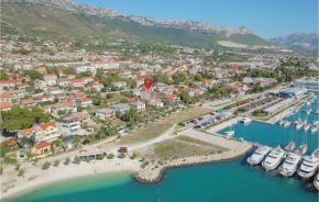 Apartment Kastel Gomilica with Sea View I